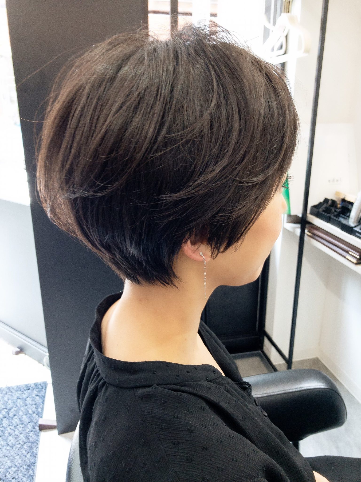 サイドの毛が膨らむショートヘアに2WAYなお勧めショートスタイル 阿佐ヶ谷でショートヘアに特化した美容師 石井さんのショートヘアページ